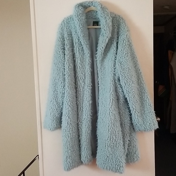wild fable Jackets & Blazers - Wild Fable shaggy faux fur coat sz 4X